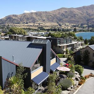 The Moorings Motel And Apartments